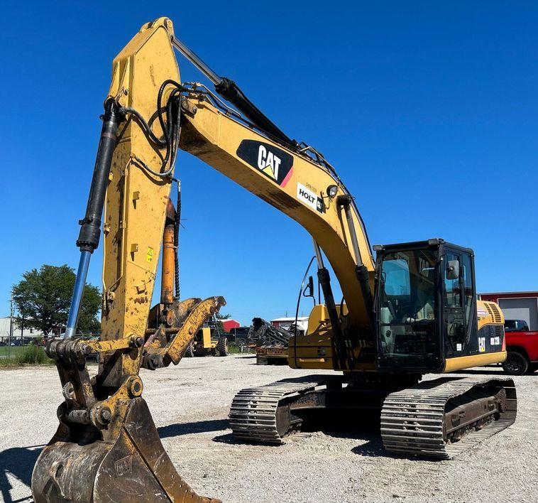 2011 Caterpillar 320DL